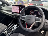 Volkswagen Golf Image 6