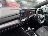 Volkswagen Golf Image 2