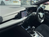 Volkswagen Golf Image 2