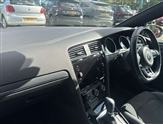 Volkswagen Golf Image 2