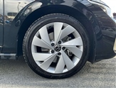 Volkswagen Golf Image 5