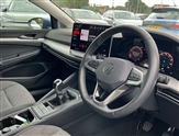 Volkswagen Golf Image 6