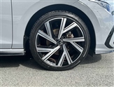 Volkswagen Golf Image 5