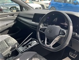 Volkswagen Golf Image 6
