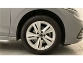 Volkswagen Golf Image 5