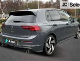 Volkswagen Golf Image 2