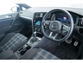 Volkswagen Golf Image 6
