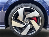 Volkswagen Golf Image 6