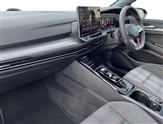 Volkswagen Golf Image 2