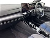 Volkswagen Golf Image 2
