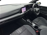 Volkswagen Golf Image 2
