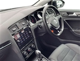Volkswagen Golf Image 2