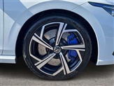 Volkswagen Golf Image 6