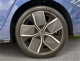 Volkswagen Golf Image 6