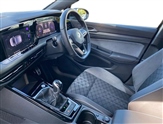 Volkswagen Golf Image 2