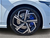 Volkswagen Golf Image 6