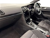 Volkswagen Golf Image 2