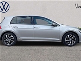 Volkswagen Golf Image 5