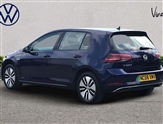Volkswagen Golf Image 4