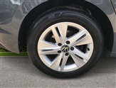 Volkswagen Golf Image 6