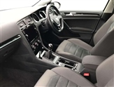 Volkswagen Golf Image 2