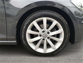 Volkswagen Golf Image 6