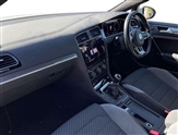 Volkswagen Golf Image 2