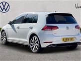Volkswagen Golf Image 5