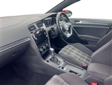 Volkswagen Golf Image 2