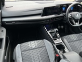 Volkswagen Golf Image 2
