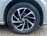 Volkswagen Golf Image 5