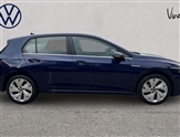 Volkswagen Golf Image 6