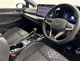 Volkswagen Golf Image 6