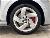 Volkswagen Golf Image 6