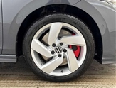 Volkswagen Golf Image 5