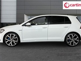 Volkswagen Golf Image 3