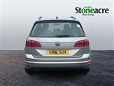 Volkswagen Golf Image 4