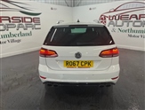 Volkswagen Golf Image 5