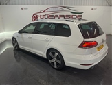 Volkswagen Golf Image 6