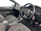 Volkswagen Golf Image 6