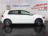 Volkswagen Golf Image 6