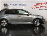 Volkswagen Golf Image 4