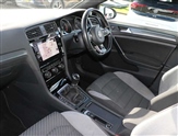 Volkswagen Golf Image 2