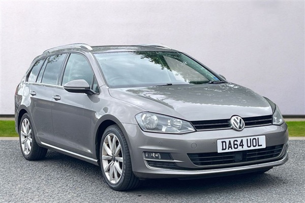 Volkswagen Golf £18,618 - £50,995