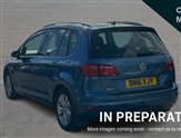 Volkswagen Golf Image 2