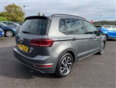 Volkswagen Golf Image 3