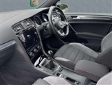 Volkswagen Golf Image 2