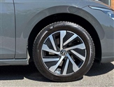 Volkswagen Golf Image 5