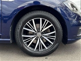 Volkswagen Golf Image 5