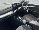 Volkswagen Golf Image 2
